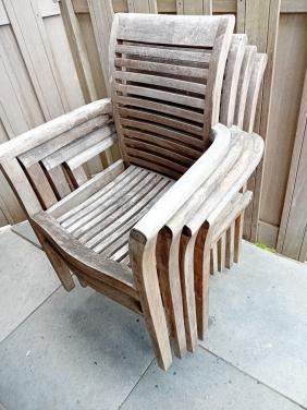 Hardhouten tuinstoelen