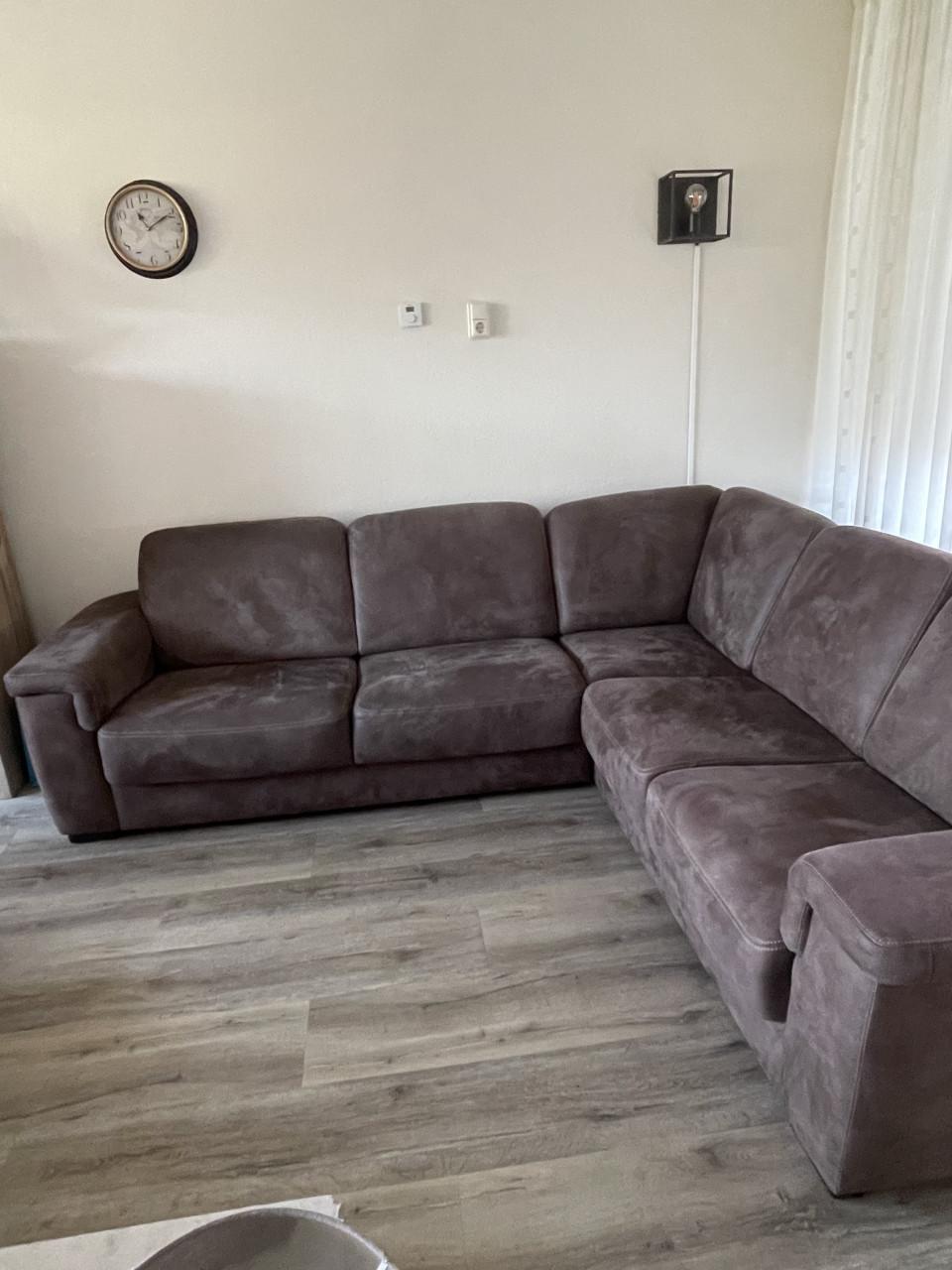 Zo goed als nieuwe hoekbank