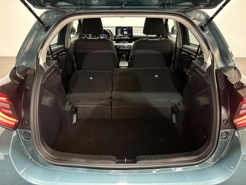 Toyota Yaris 1.5 hybrid 115 dynamic | pack comfort |