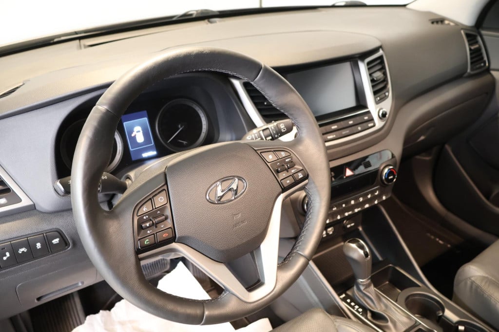 Hyundai Tucson 1.6 t-gdi premium 4wd, carplay, trekhaak, pano, stoel + stuu