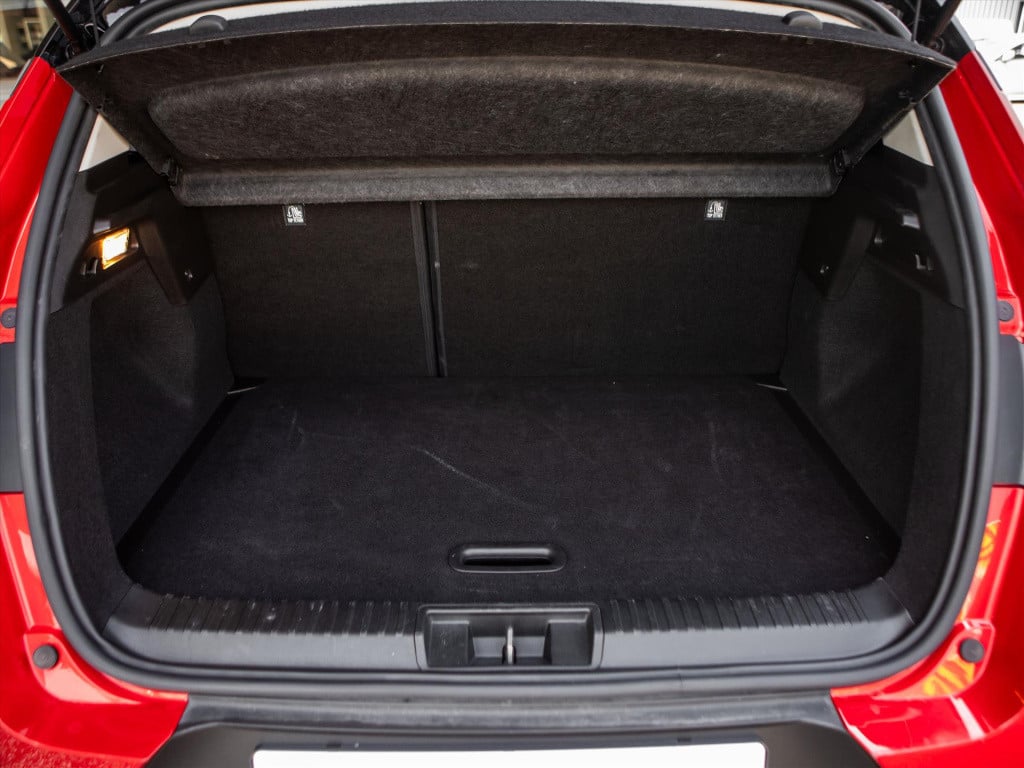 Renault Captur tce 140pk techno automaat | navigatie | camera | carplay | p