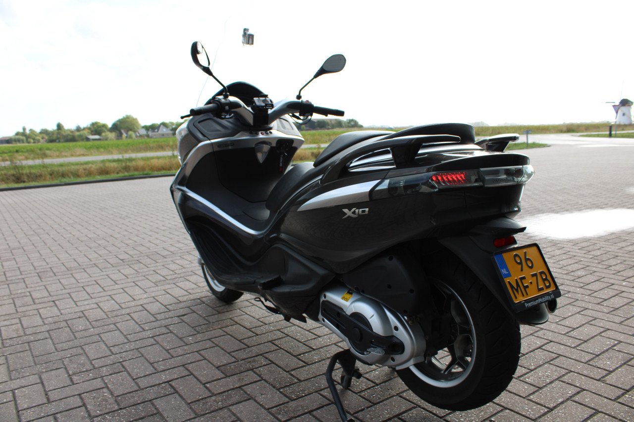 Piaggo x10 500cc motorscooter ABS