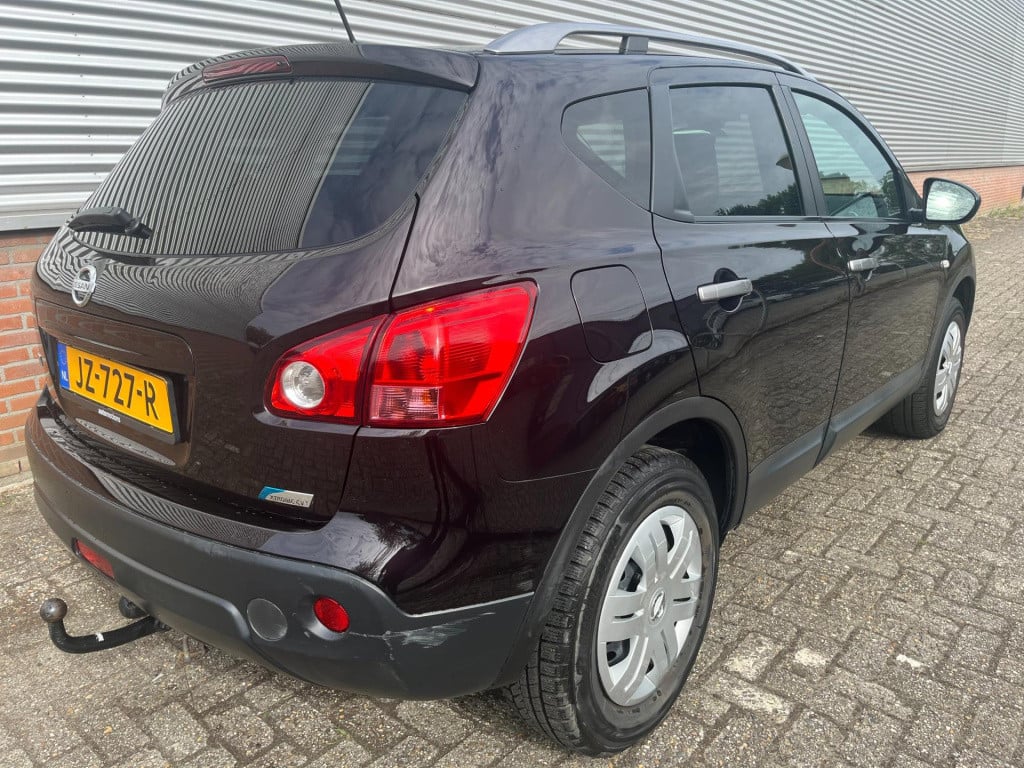 Nissan Qashqai 2.0 tekna | incl. beurt & apk | trekhaak