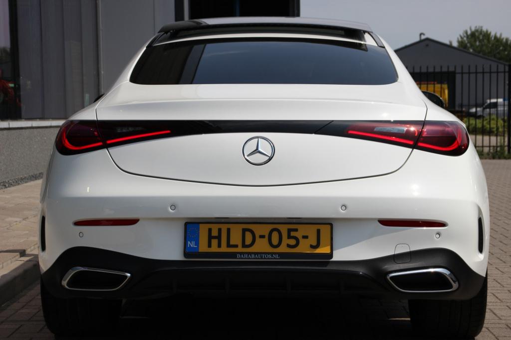 Mercedes-Benz Cle coupé 200 amg line | pano. dak | night pakket |