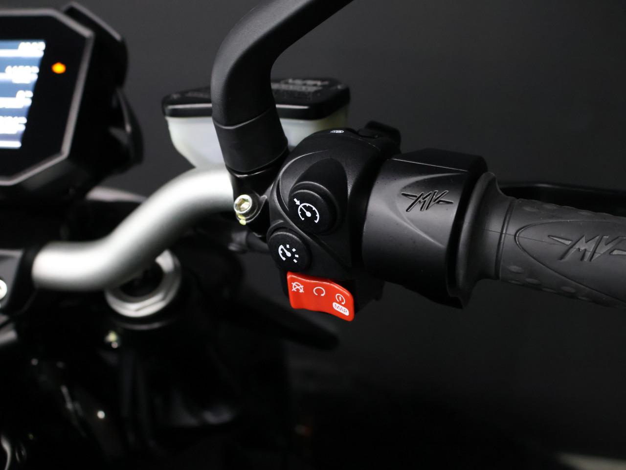 BRUTALE 800 R | BTW Motor