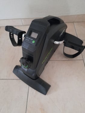 Tunturi Cardio Fit M30 Stoelfiets -Hometrainer - LCD monitor - Fietstrainer