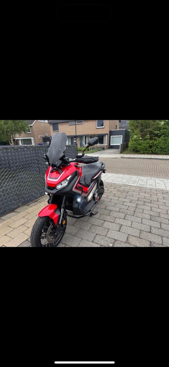 Honda x-adv 750 2019