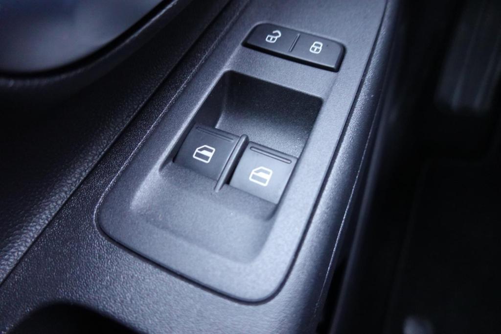 Volkswagen UP! 1.0 bmt move up!