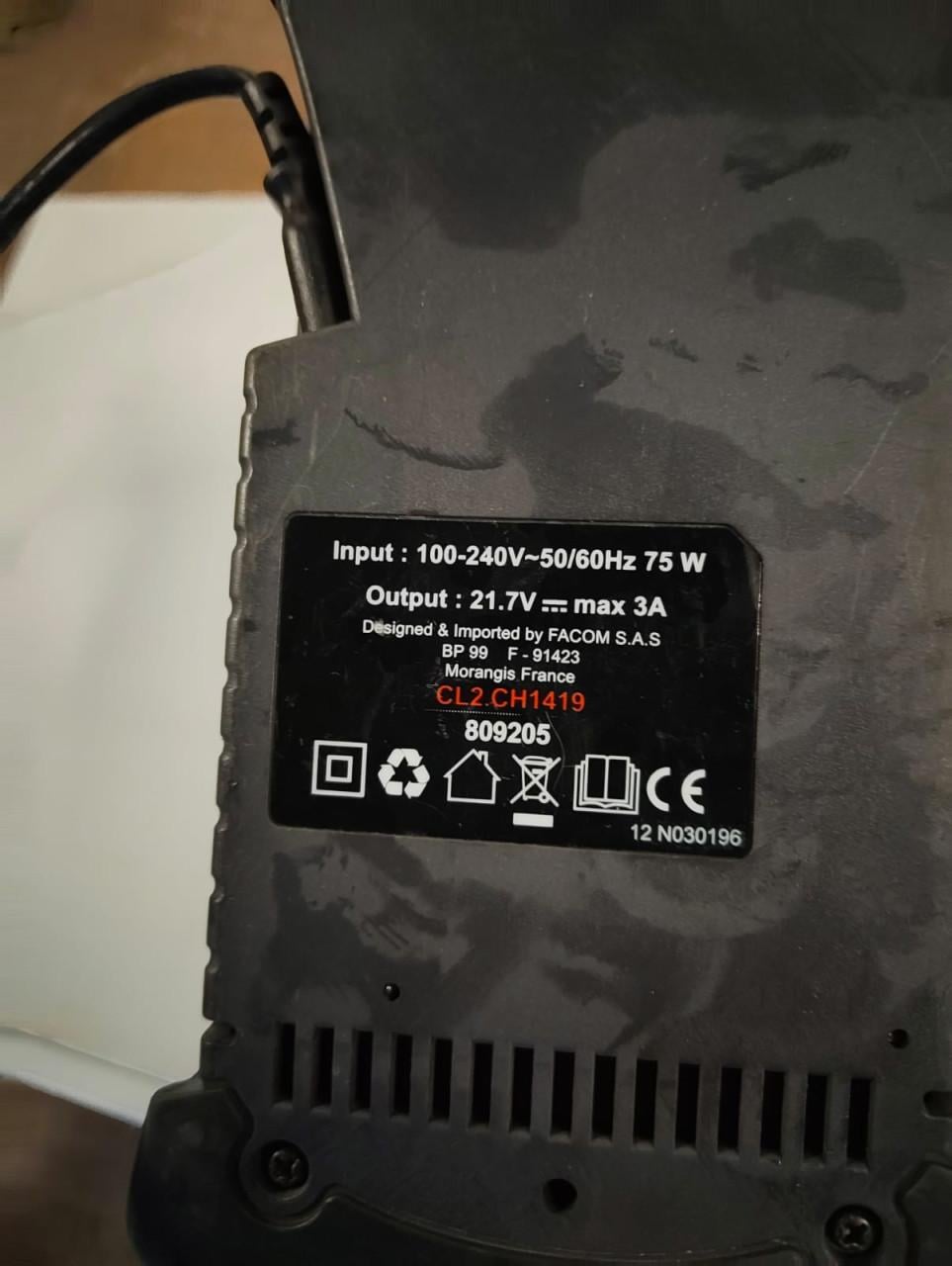 Accu + Lader FACOM 18V 3.3AH