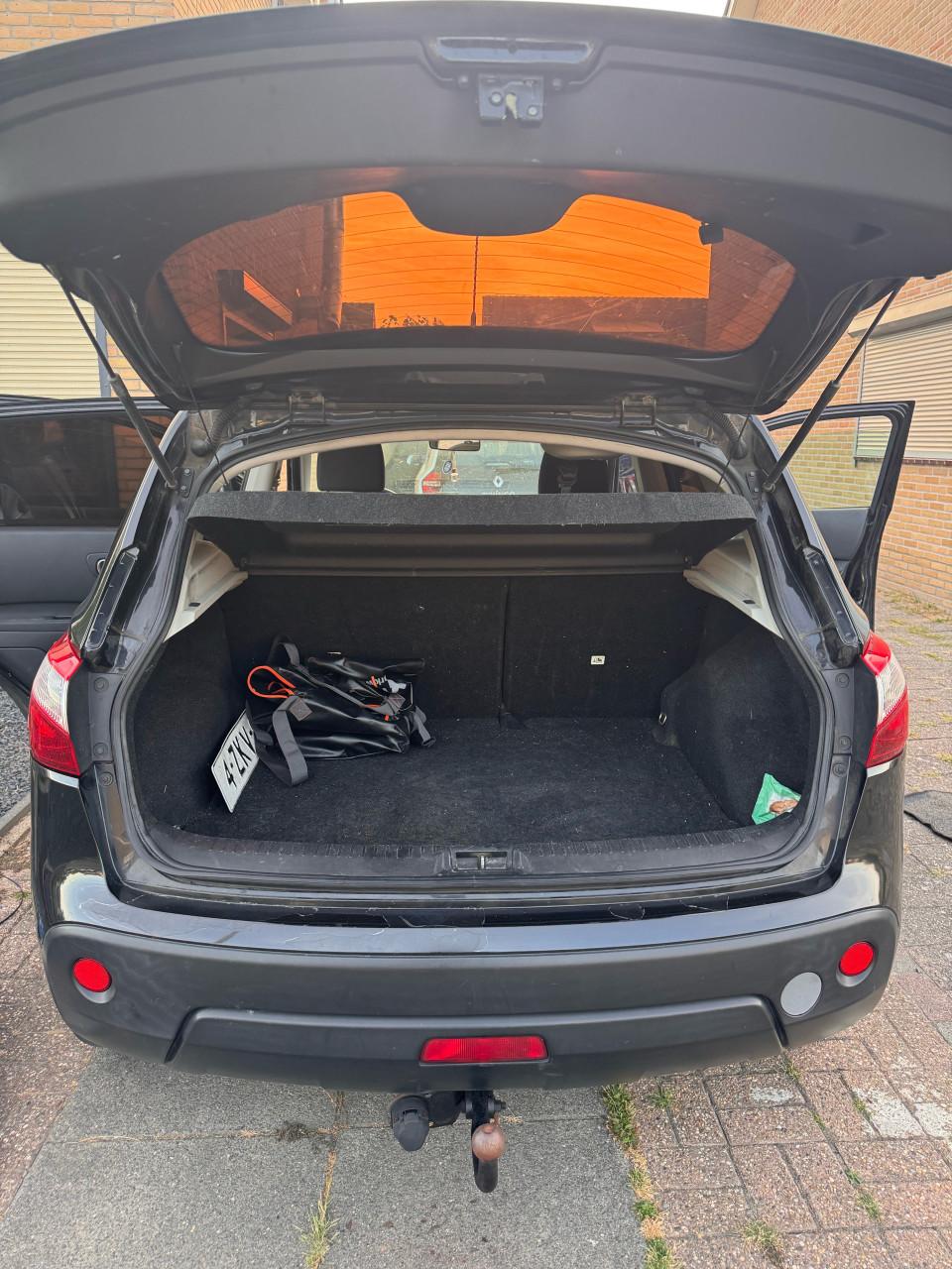 Nissan qashqai 2.0 connect 2010
