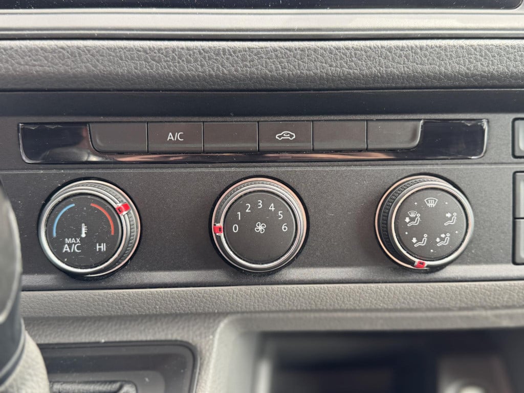 Volkswagen Crafter 35 2.0 tdi l4h3 laadklep / automaat / camera / navi / ca