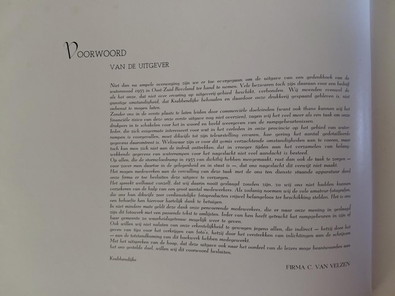 Gedenkboek van de watersnood in Oost-Zuid- Beveland 1953