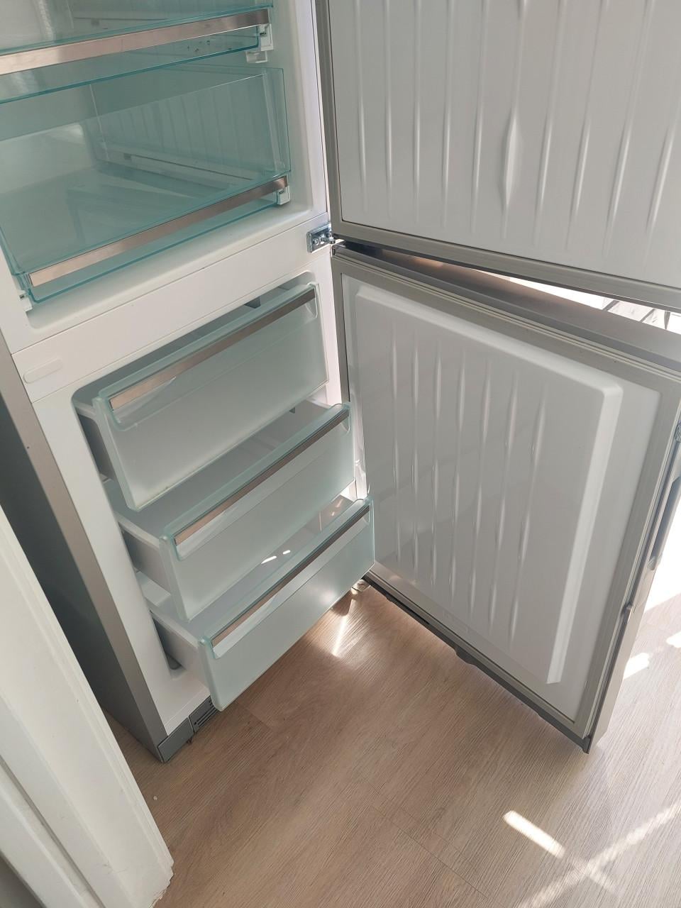 Miele koek/vriescombinatie rvs kleur