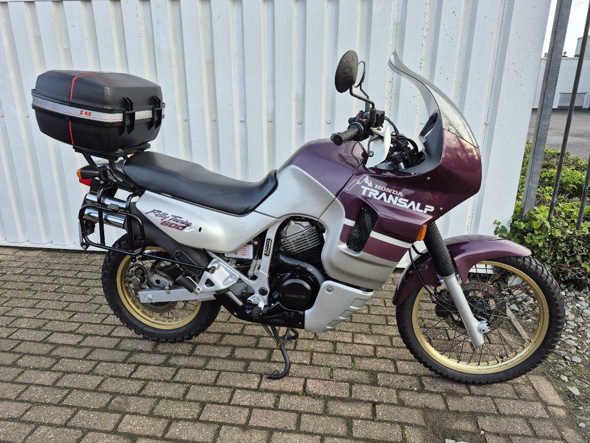Honda Transalp XL600V, zeer netjes