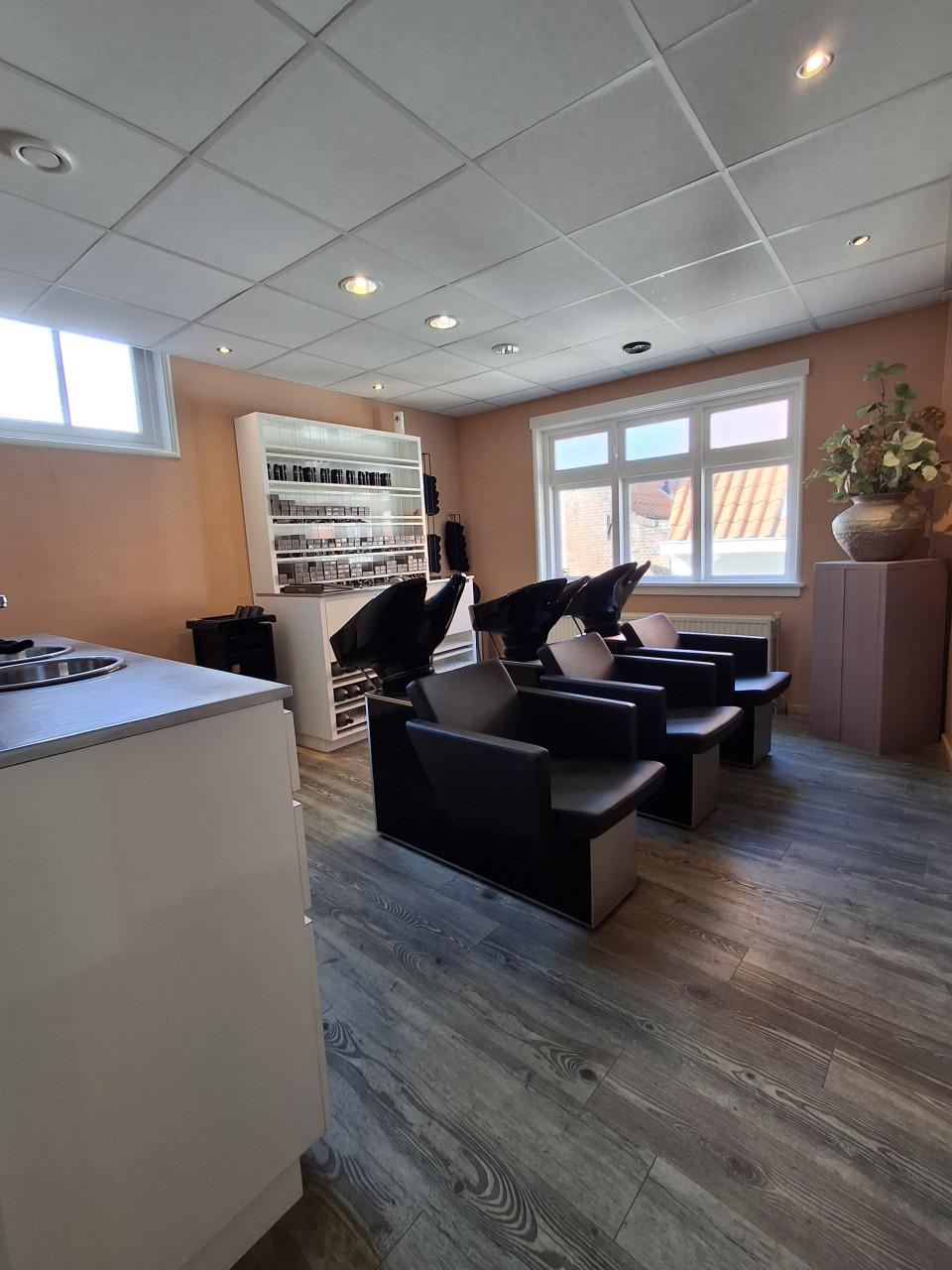 WINKELRUIMTE  VERBOUWEN TOT WONING?