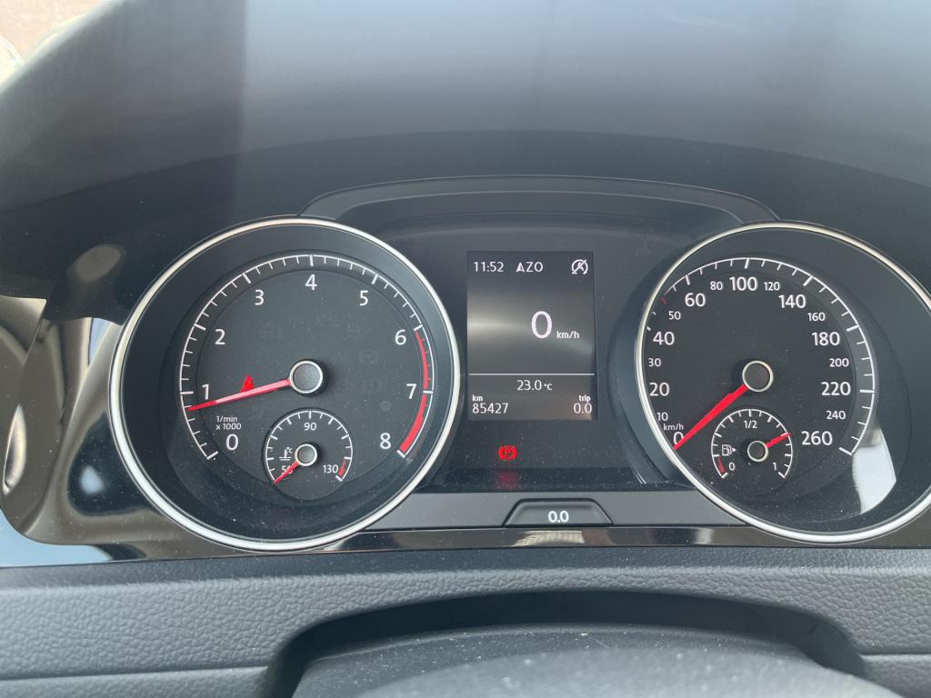 Volkswagen Golf 1.2 tsi cup edition 85 dkm navi