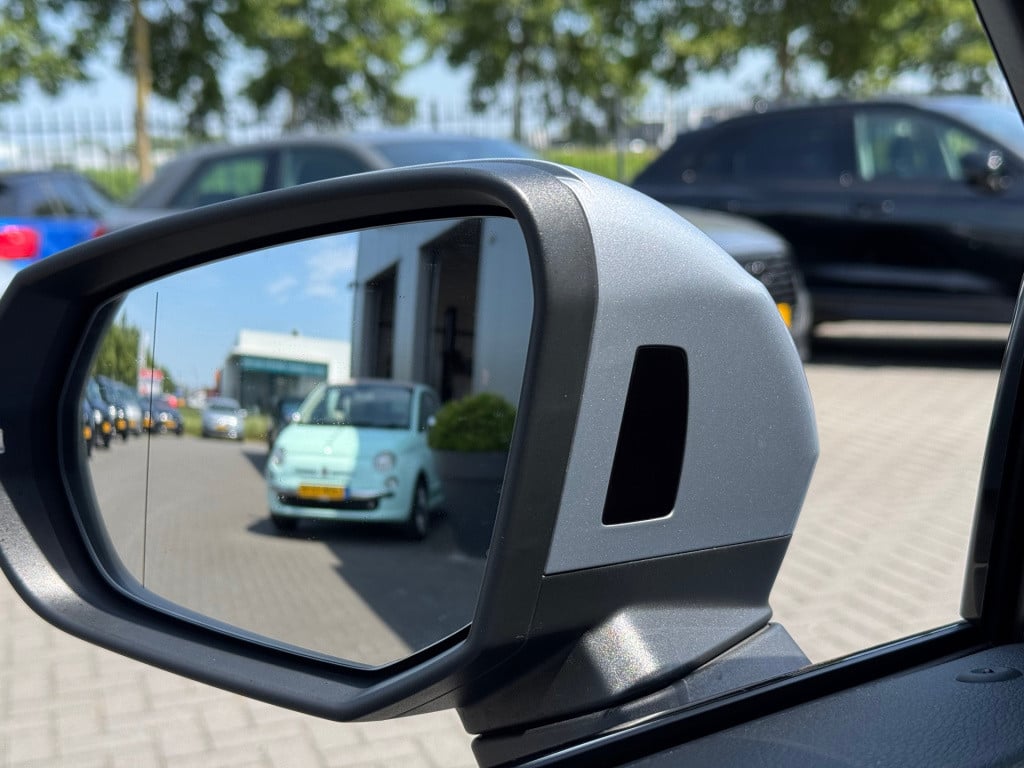 Audi Q3 35 tfsi advanced * panoramadak * matrix led * 360 camera