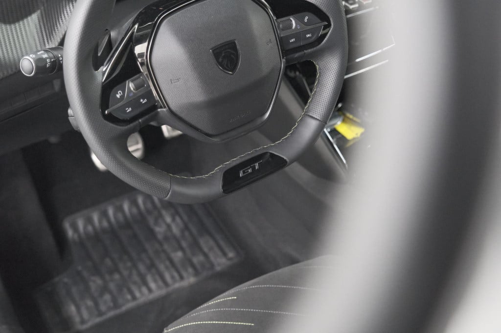 Peugeot 2008 puretech 130 eat8 gt | 360 camera | adaptieve cruise control |