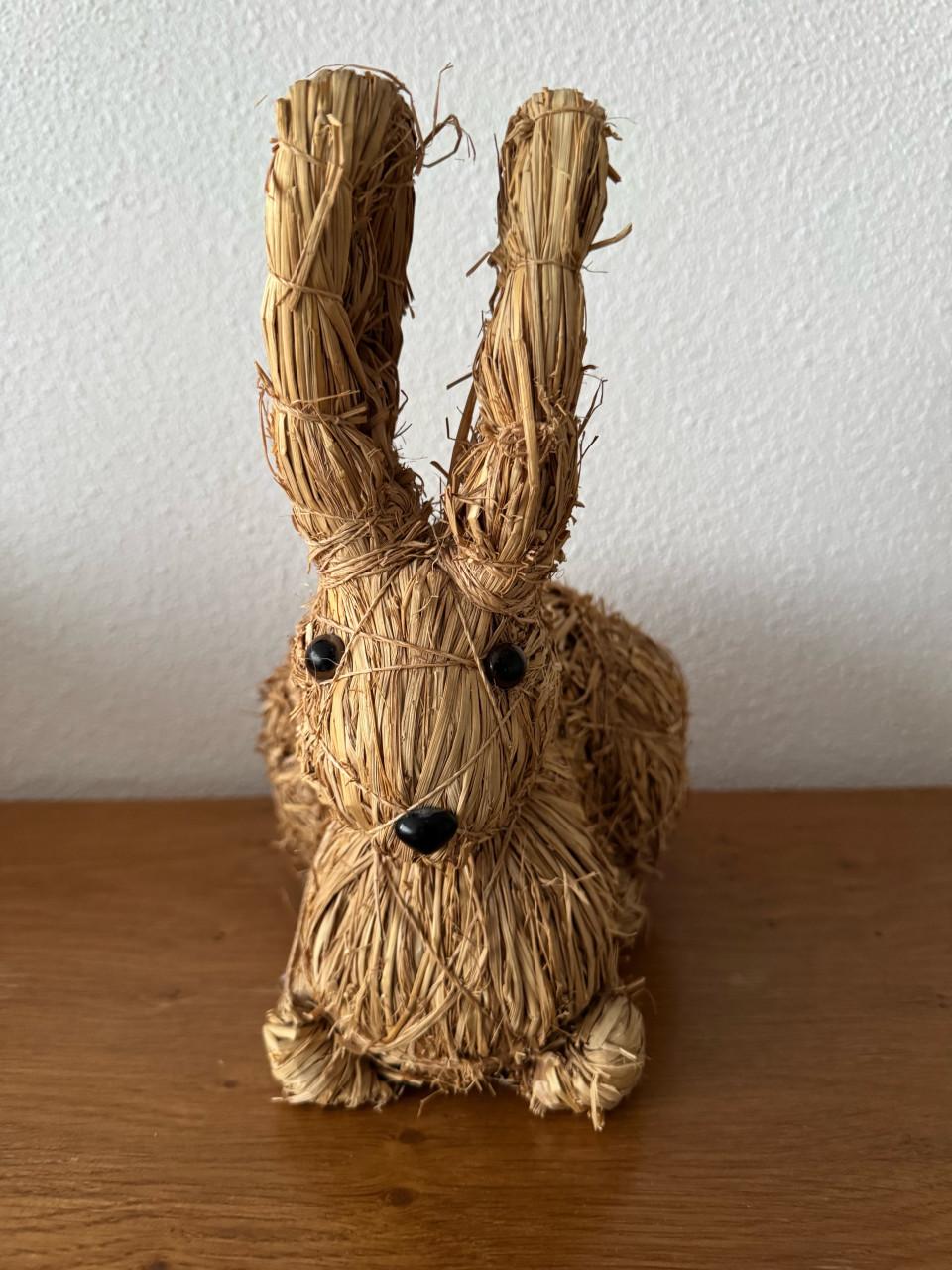 Vintage konijn / haas van stro, woondecoratie
