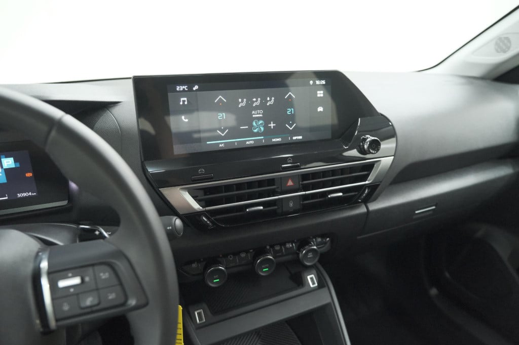Citroen C4 puretech 130 eat8 feel edition | camera | apple carplay | parkee