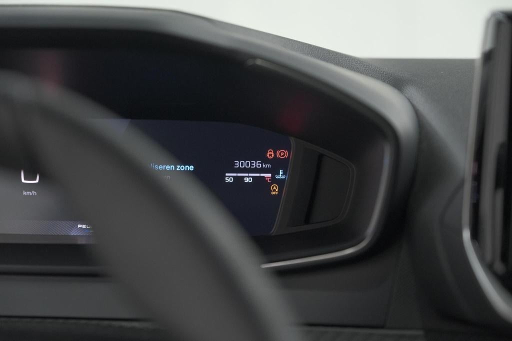 Peugeot 2008 puretech 100 allure | camera | navigatie | parkeersensoren | a