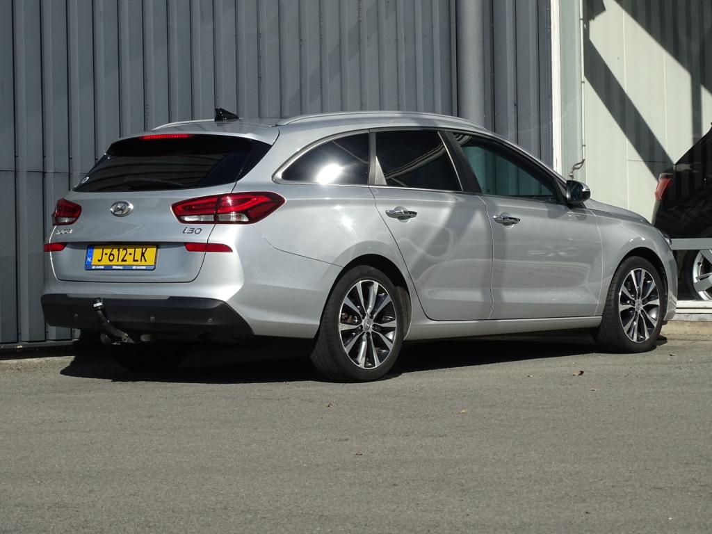 Hyundai I 30 wagon 1.4 t-gdi premium automaat | pano | trekhaak | led | sto