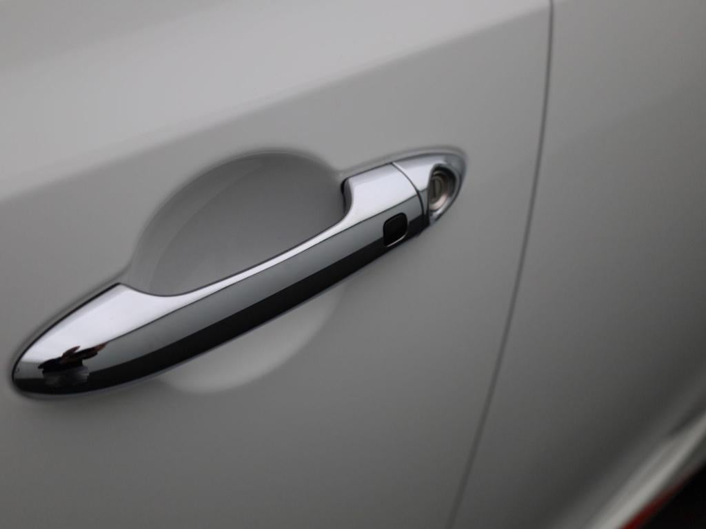 Kia Picanto 1.0 t-gdi gt-line 5p | navigatie | schuifdak | stoel/stuur verw