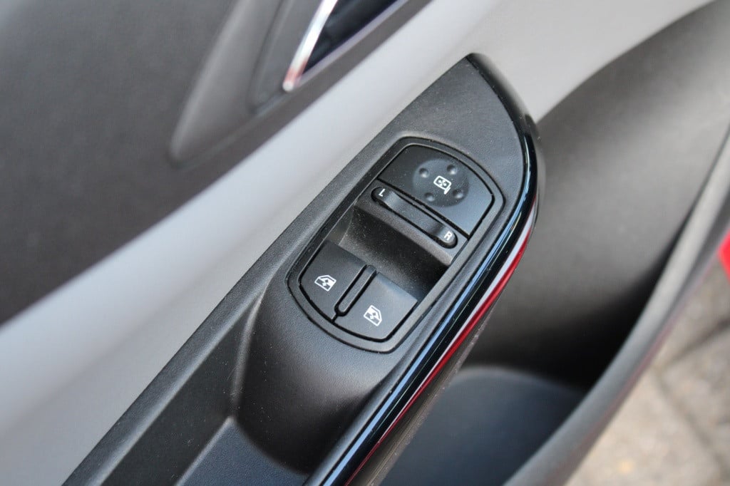 Opel Corsa 1.0 turbo innovation