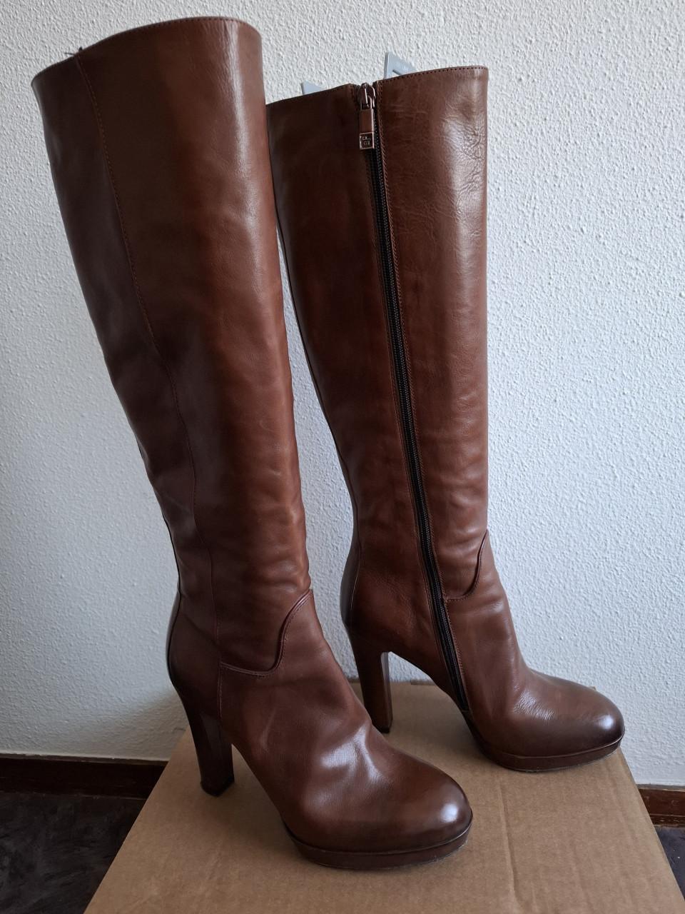 Alberto Fermani Knielaarzen 37