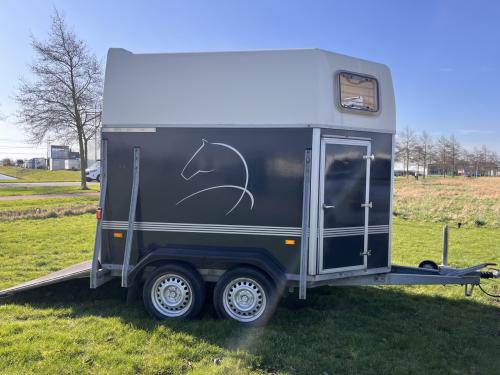 2 paardstrailer