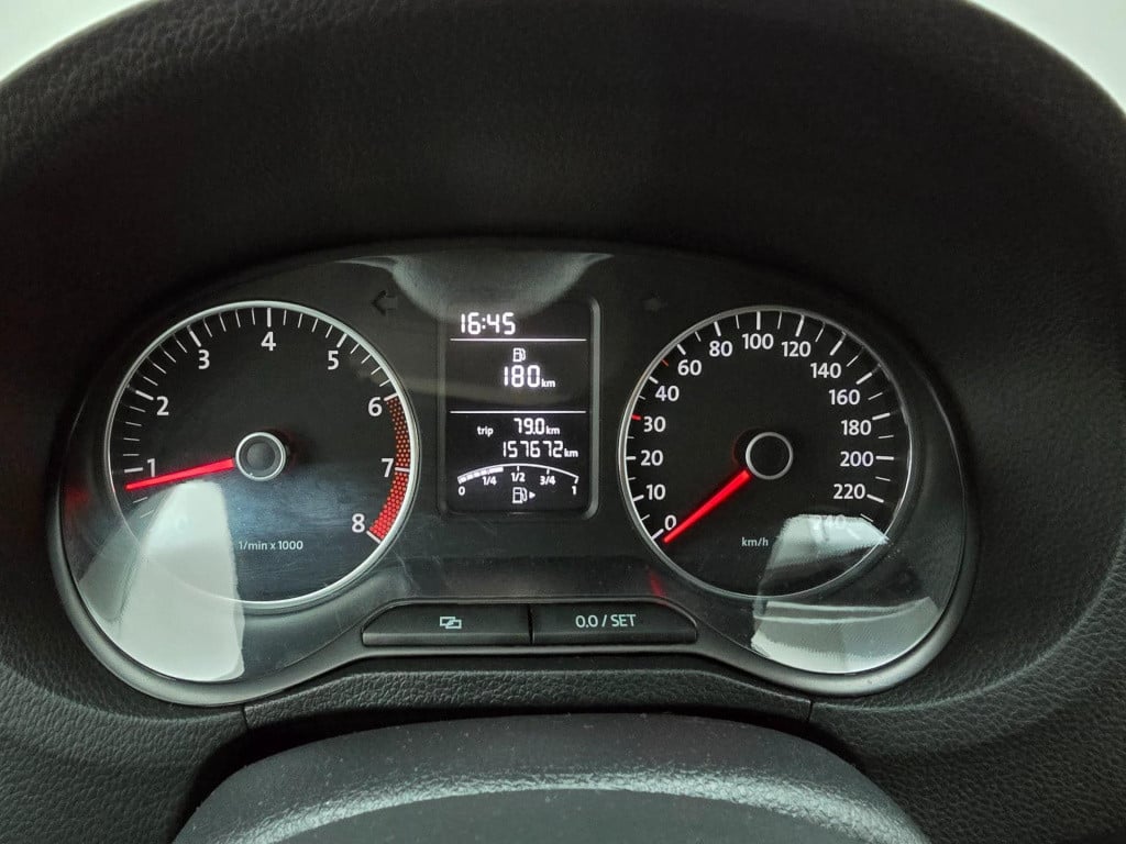 Volkswagen Polo occasion 1.4-16v comfortline met cruisecontrol en leuke vel