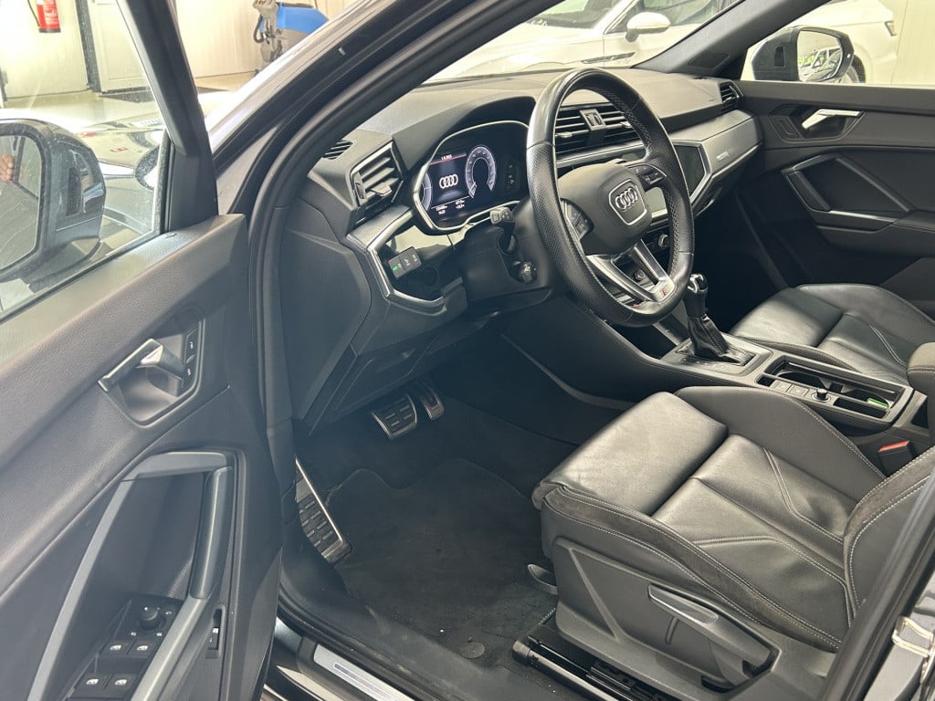 Audi Q3 sportback 45 tfsi e s edition | trekhaak