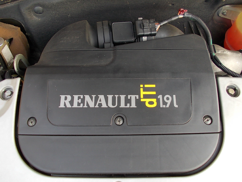 Renault Clio 1.9 dti 5-deurs airco 124000 km!!