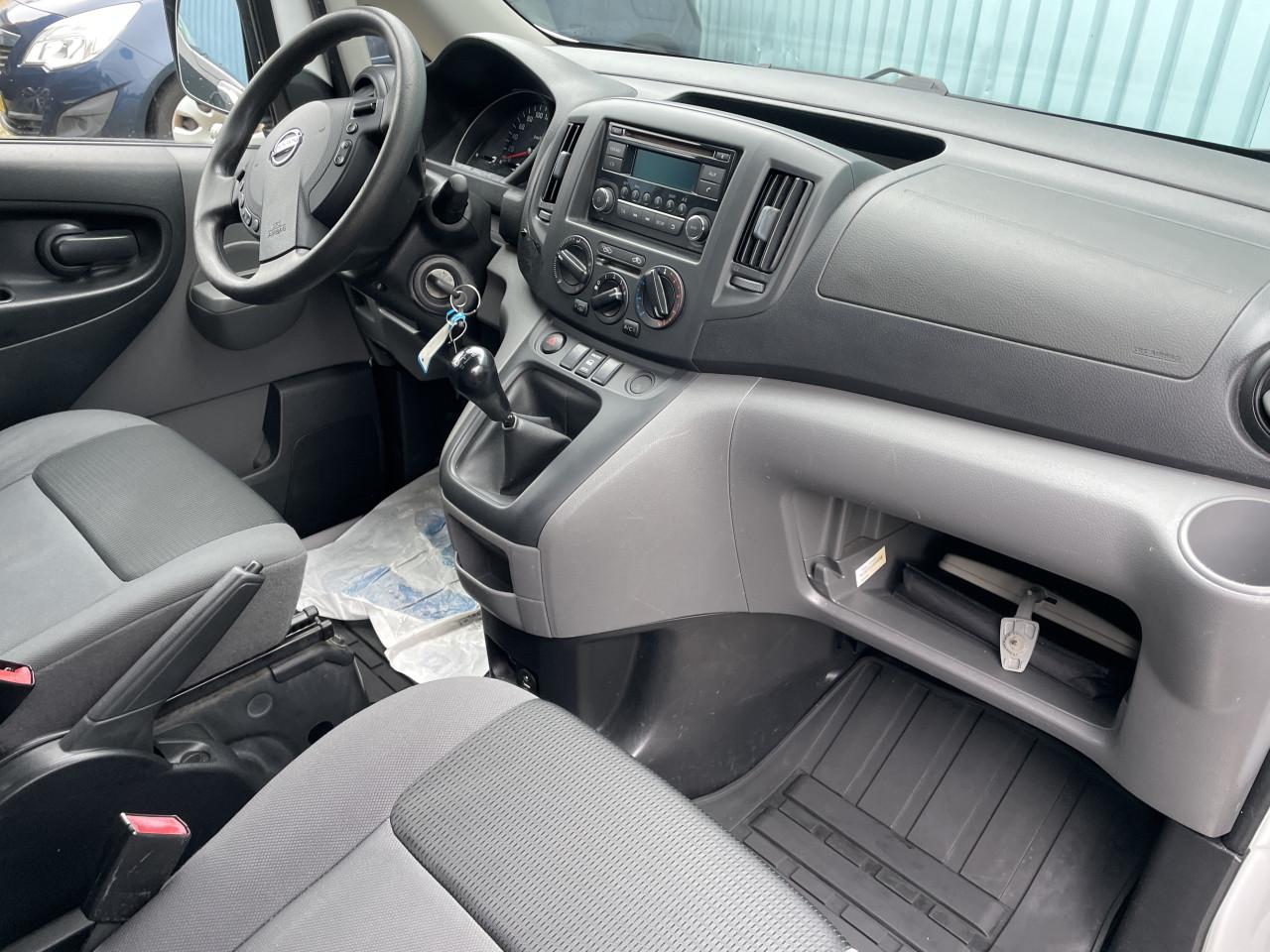 Nissan nv200 1.6 benzine