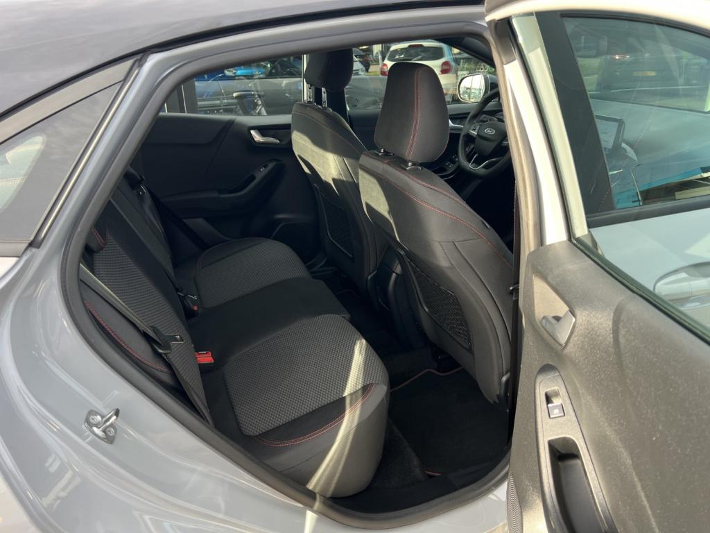 Ford Puma 1.0i ecoboost hybrid 155pk st-line , car play , voorruitverwarmin