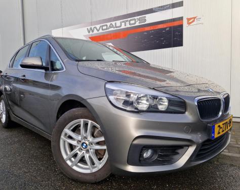 BMW 2-serie active tourer 218i essential