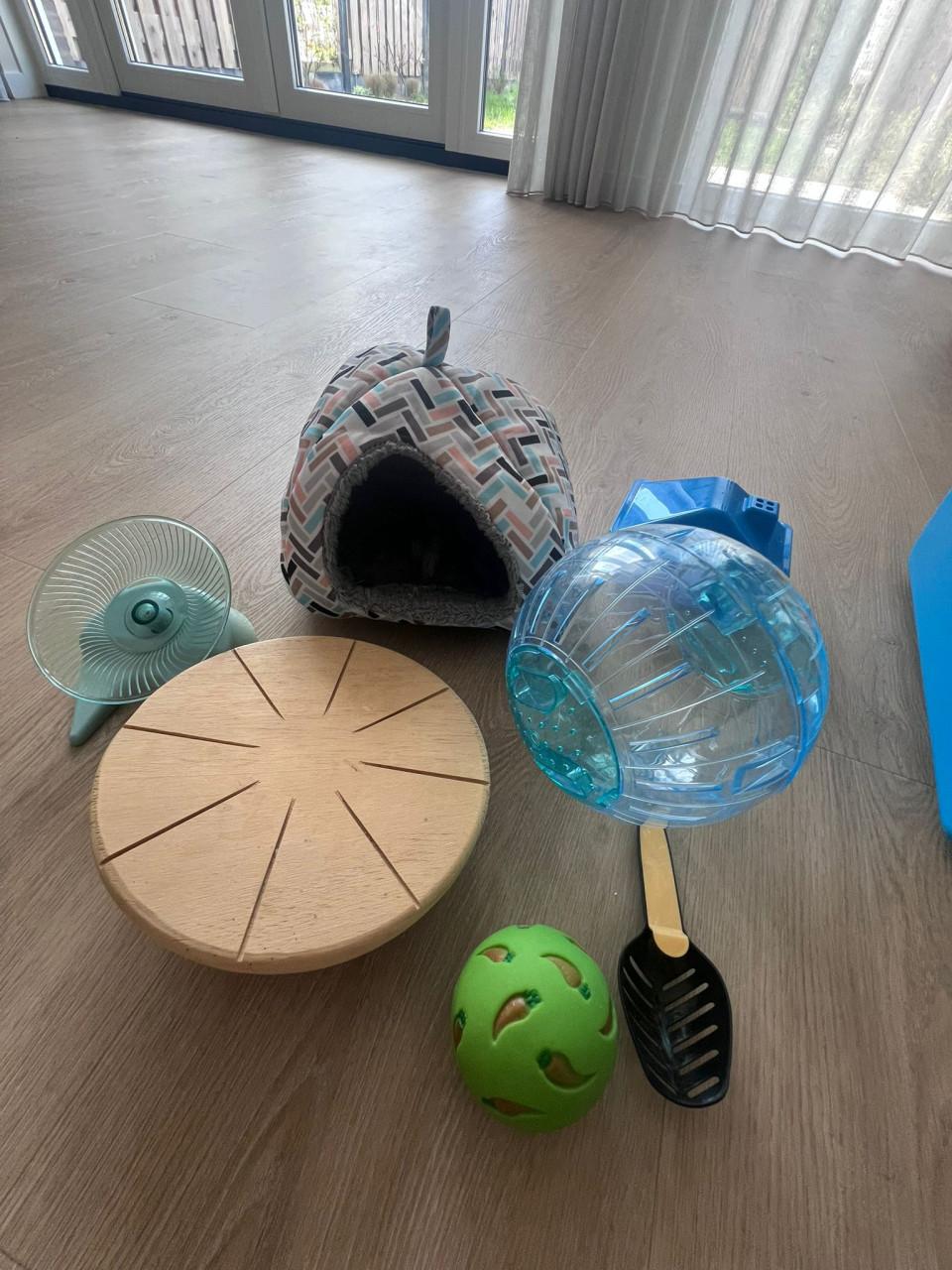 Hamsterkooi + accessoires