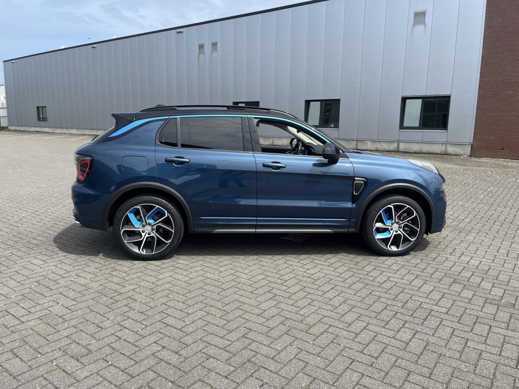 Lynk & Co 01 1.5 262 pk phev navi 360gr schuifdak 1e eigenaar