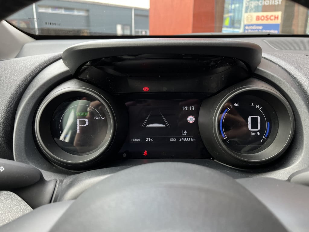 Toyota Yaris Cross 1.5 hybrid active aut | climate | cruise | camera | appl