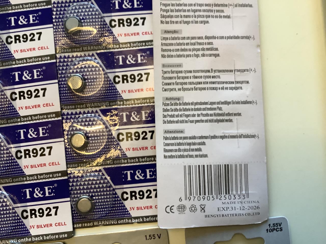 Partij diversen knoopcel batterijen.  ( partij 14)