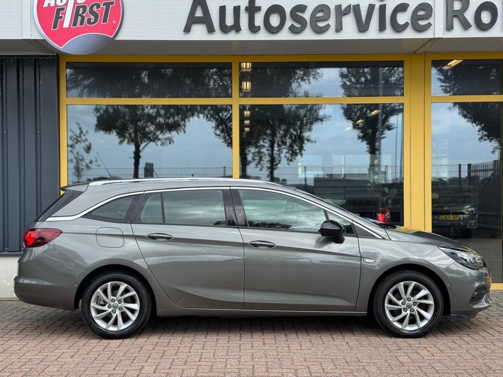 Opel Astra sports tourer 1.2 bns elegance