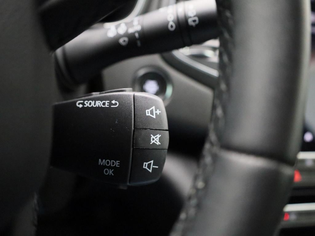 Renault Megane 1.3 tce 140 techno | automaat | navigatie | virtual cockpit 