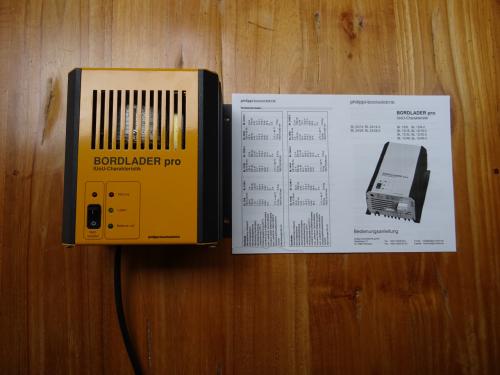 Acculader
