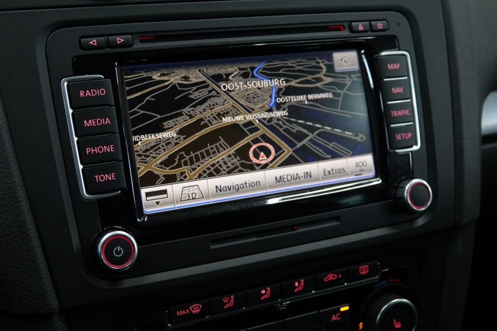 Volkswagen Golf 1.2 tsi highline | pdc | navi | stoelverw. |