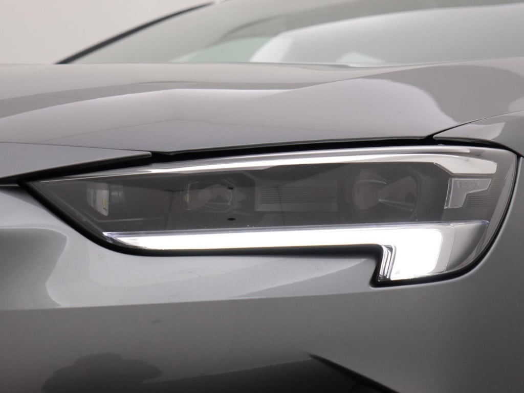 Opel Insignia sports tourer 2.0 turbo business elegance | 200pk | automaat 