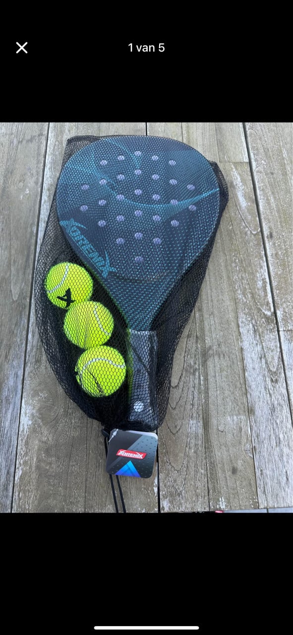 Padel rackets