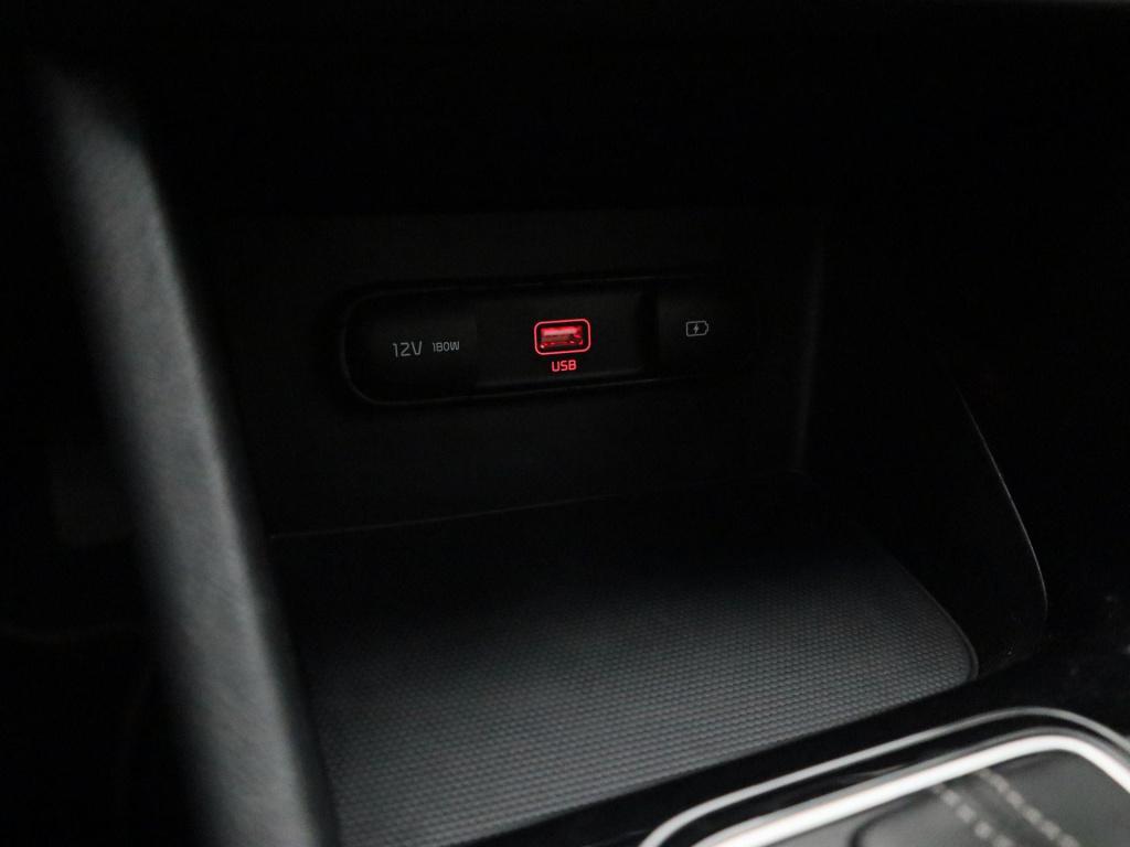Kia Niro 1.6 gdi hybrid dynamicline | automaat | parkeer sensoren | apple c