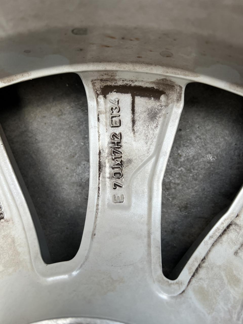 Audi Q5 velgenset zonder schade op nieuwe winterband