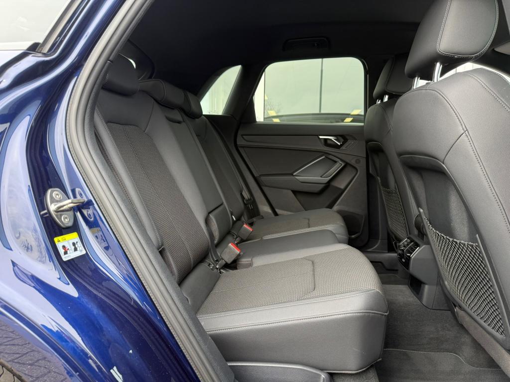 Audi Q3 45 tfsi e s edition