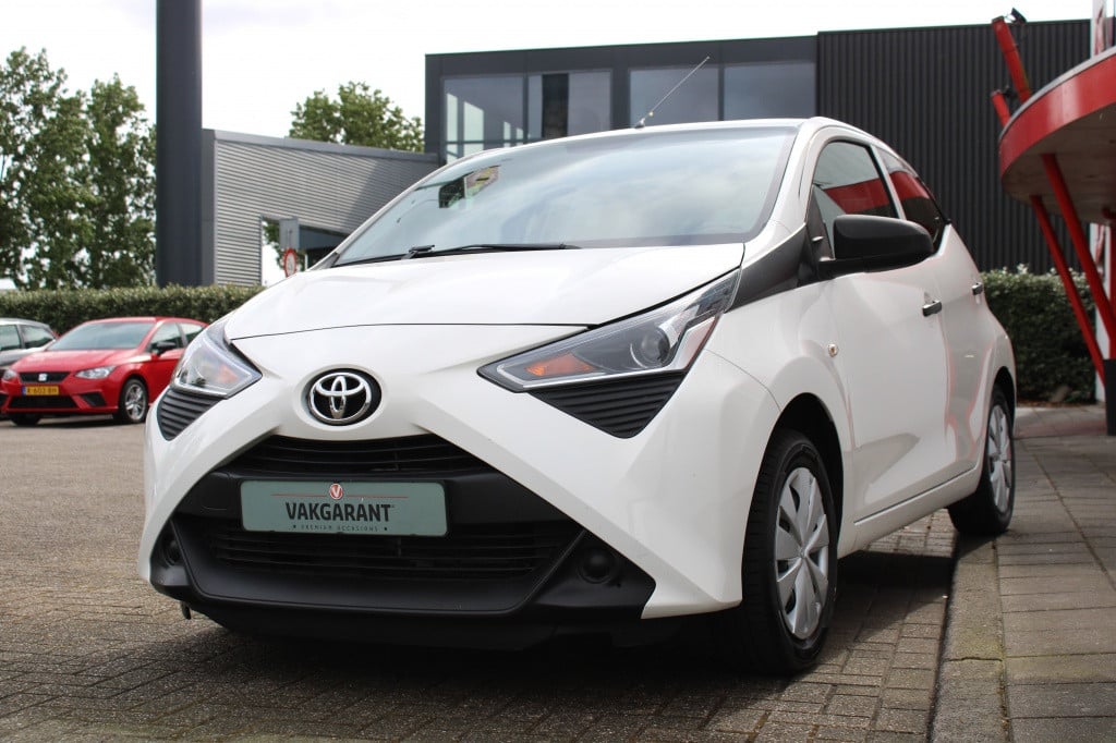 Toyota Aygo 1.0 vvt-i x-fun